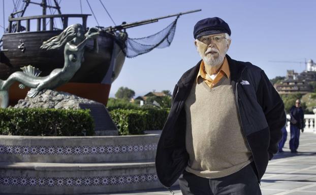 «Ya he visto el mundo por fuera, ahora que no puedo caminar me toca navegar por dentro»