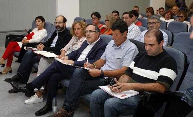 Bustillo confirma que su empresa renuncia al contrato de la Oficina del Voluntariado