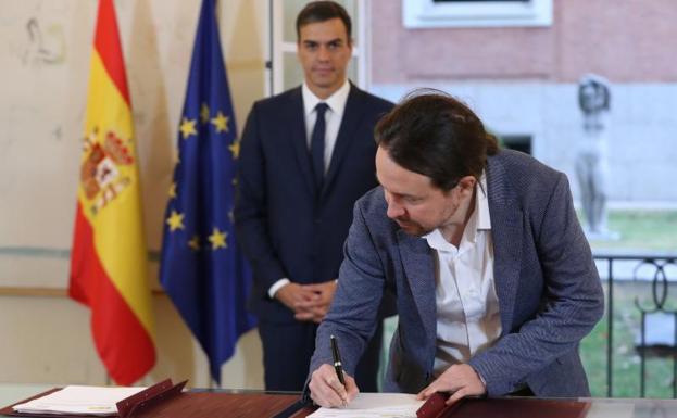 Sánchez e Iglesias escenifican un pacto de izquierdas más allá de los Presupuestos