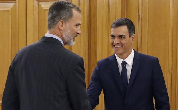 Pedro Sánchez anuncia medidas legales por la resolución del Parlament contra el Rey