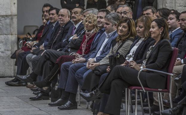 Los partidos tratan de cerrar las heridas a siete meses de las elecciones