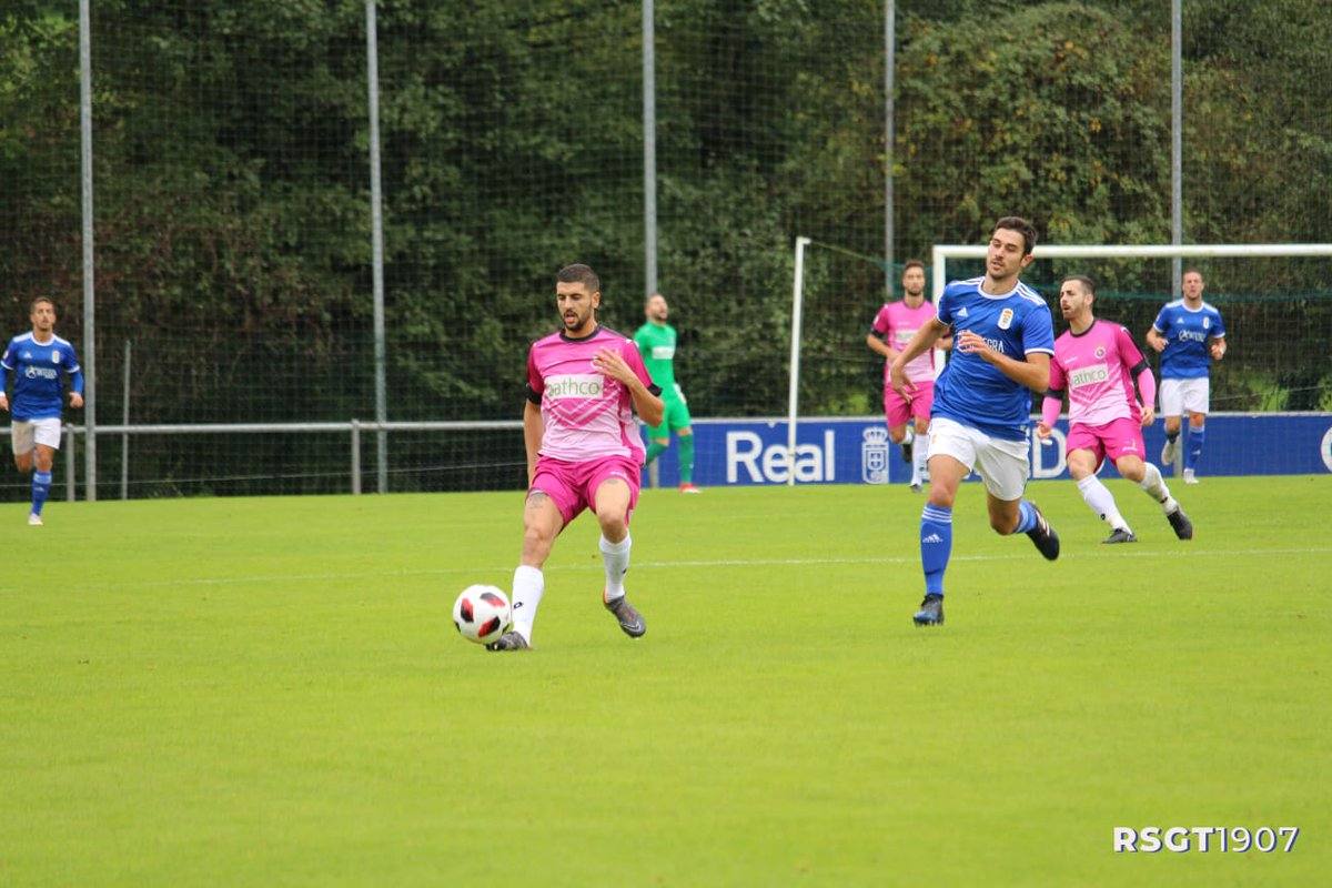 Imágenes del partido Oviedo B-Gimnástica