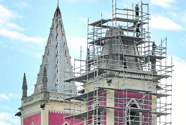 La iglesia de Cóbreces estrenará torre