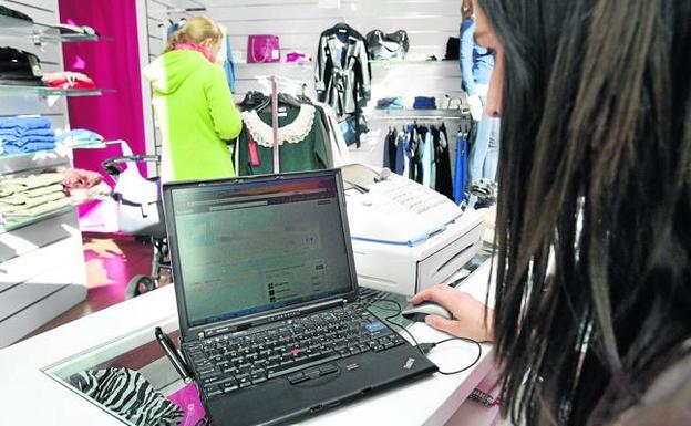 Más de 72.000 cántabros declaran ingresos iguales o inferiores al SMI