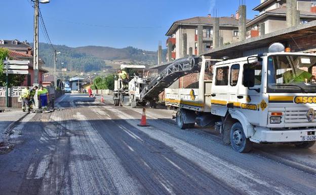 Los Corrales invierte más de 330.000 euros en varios planes de asfaltado