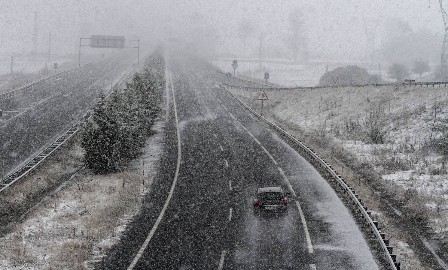 «Tanta nieve en octubre no es normal»