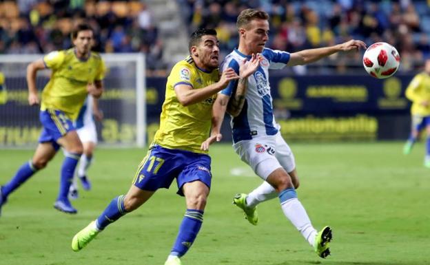 El Cádiz sorprende al Espanyol