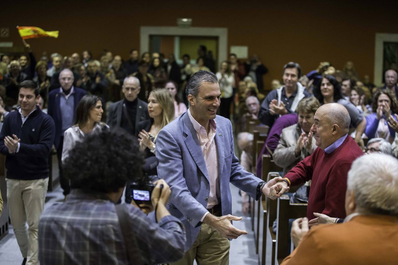 Vox llena el Paraninfo de la UC en una acto protagonizado por Javier Ortega Smith