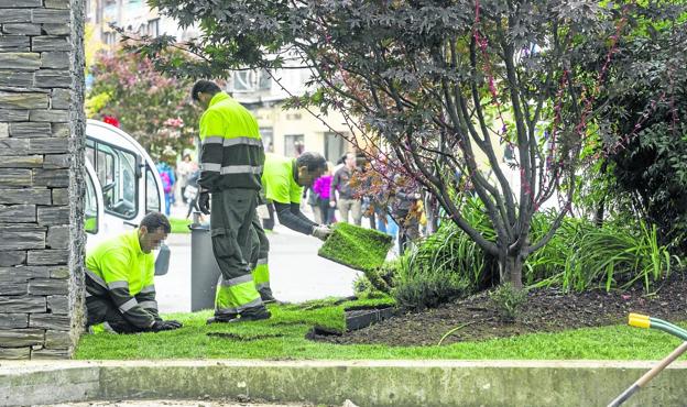 La contratación de parados por el Ayuntamiento de Santander está en la cuerda floja