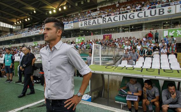 Ania: «Somos el único equipo en este grupo que tiene la obligación de ganar todo»