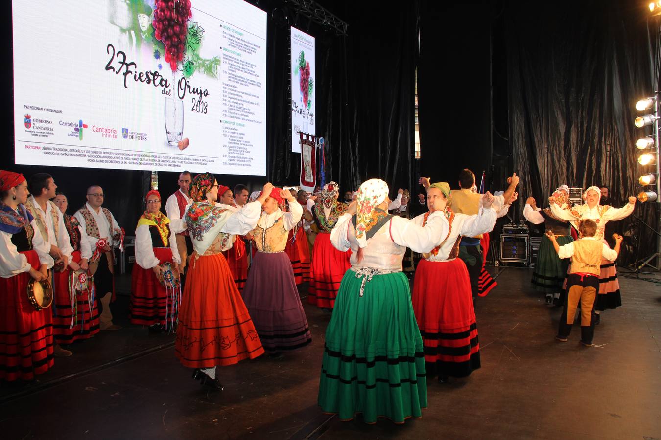 Las imágenes de este domingo en la Fiesta del Orujo de Potes