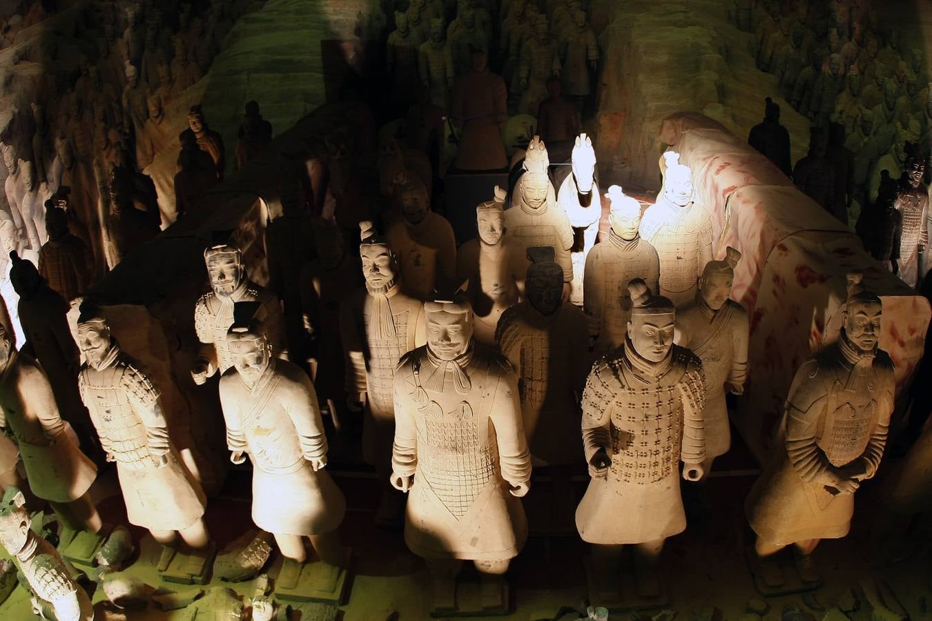 Los Guerreros de Terracota ya están instalados en La Lechera
