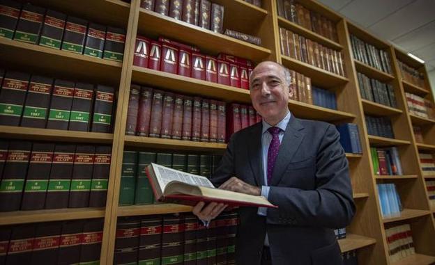 Casero Barrón: «Será difícil obtener la devolución del dinero del impuesto de las hipotecas»