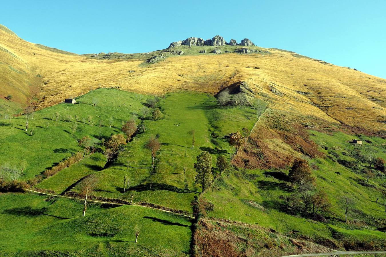 El otoño conquista los Valles Pasiegos