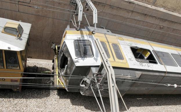 La Fiscalía pide tres años de cárcel para los ocho procesados por el accidente del metro de Valencia