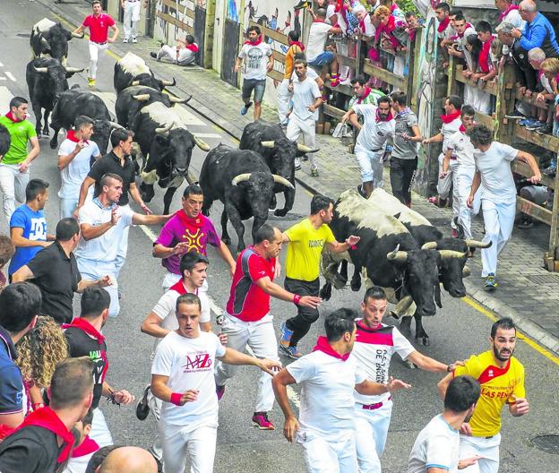Ampuero se planta ante la negativa de Turismo a declarar los encierros de Interés Nacional