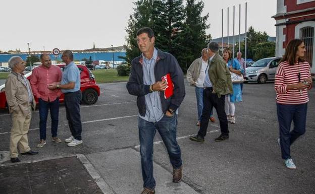 Bustillo presenta la renuncia de su empresa al contrato para la Oficina del Voluntariado
