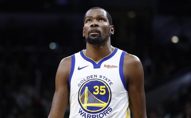 Durant, a un espectador: «Mira el jodido partido y cierra la puta boca»