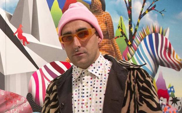 El artista Okuda tendrá desde hoy su 'Estrella de la Fama' en la calle Tetuán