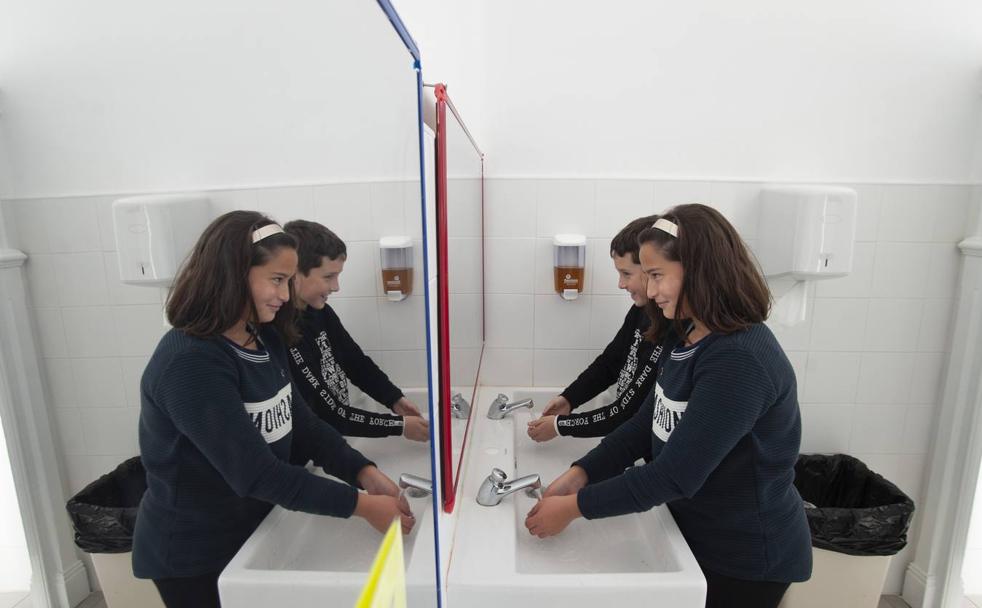 El cole de Heras da la bienvenida al siglo XXI