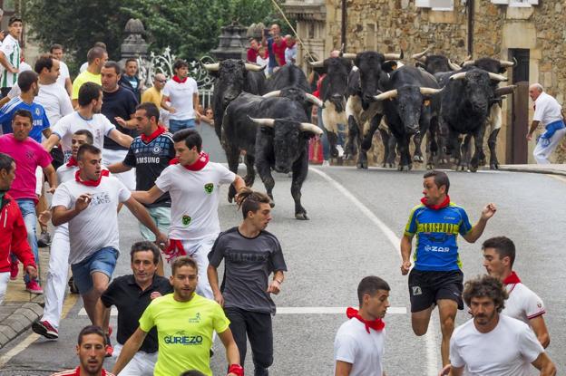 Ampuero tendrá unos encierros de Interés Nacional si presenta toda la documentación