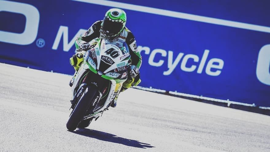 Román Ramos se queda sin moto en el Mundial de Superbikes