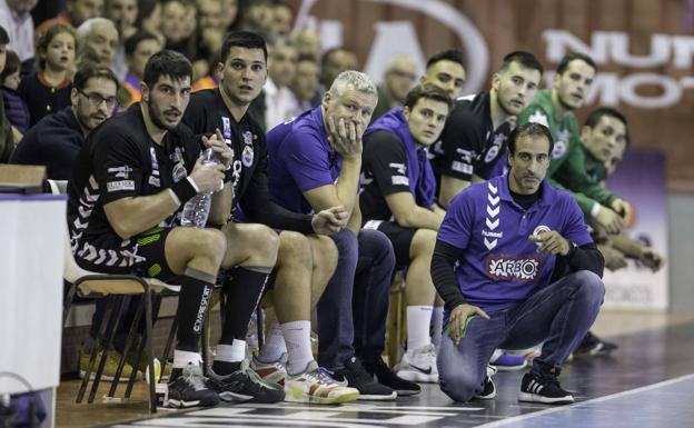 El Blendio viaja a Logroño en busca de una victoria que le acerque a la Copa Asobal