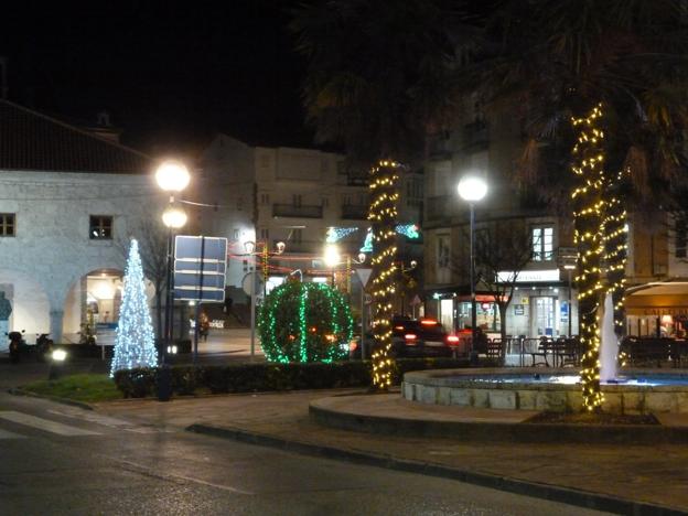 Queda desierto el concurso para las luces de Navidad en Laredo