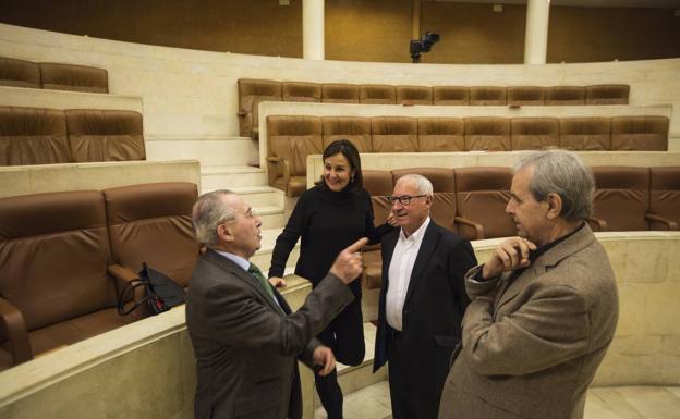 «Los parlamentos no son conventos de clausura»