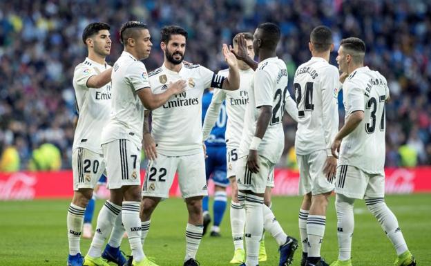 Isco y Asensio se enchufan en el set al Melilla