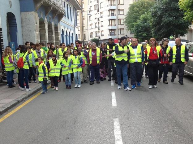 Recorrer Cantabria para reclamar un 0'7% de solidaridad