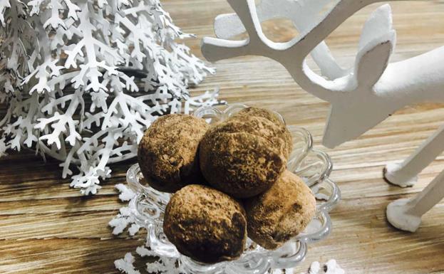 Endulza la Navidad cocinando en casa trufas de chocolate y turrón de Jijona