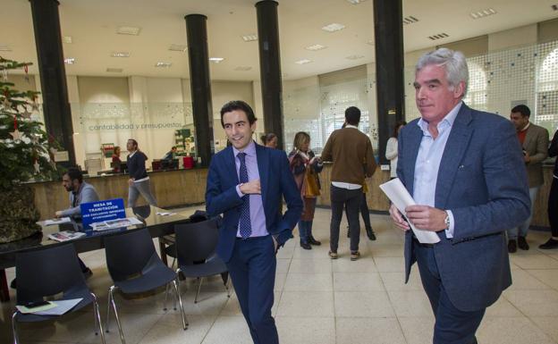 PSOE y PRC piden la paralización del contrato de parques y jardines de Santander