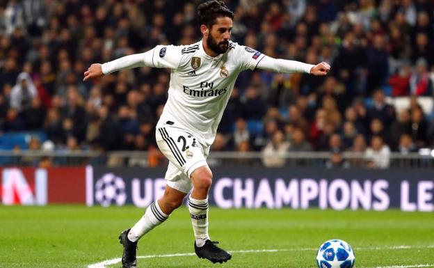 Isco a la grada: «¿Qué queréis?»