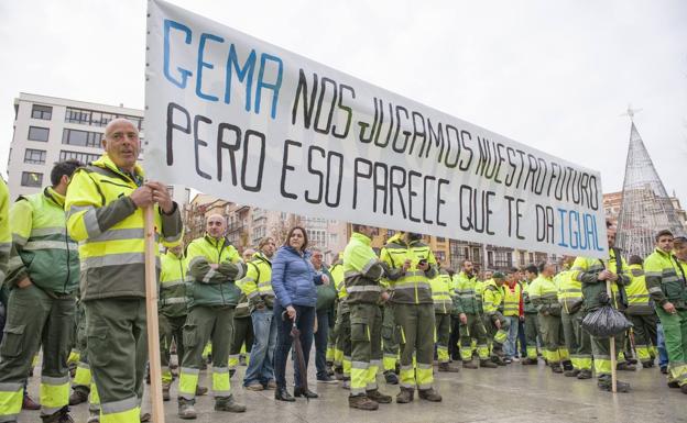 Los trabajadores de Parques y Jardines llevarán a los barrios de Santander su denuncia