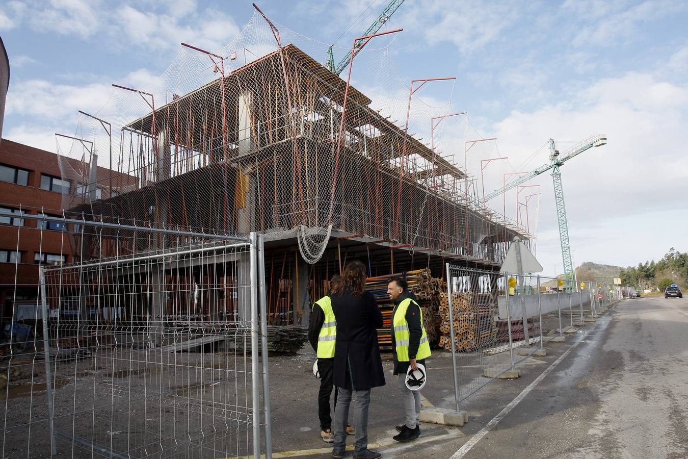 Así marchan las obras del edificio de consultas de Sierrallana