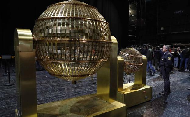 Roban participaciones de lotería del Coro de Ribamontán al Mar