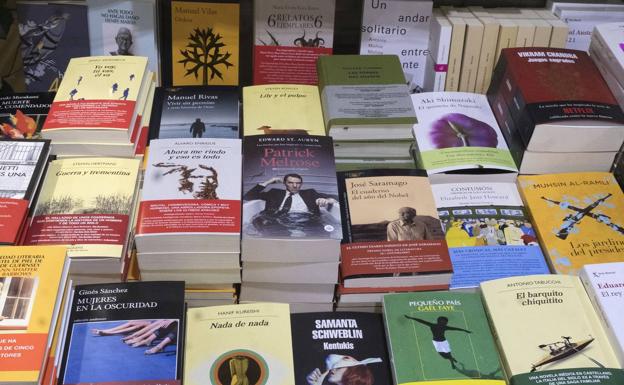 El Gobierno reparte 5.000 bonos de 30 euros para que los jóvenes de 18 años gasten en cultura