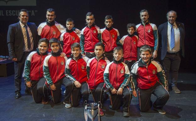 El fútbol cántabro premia a los mejores