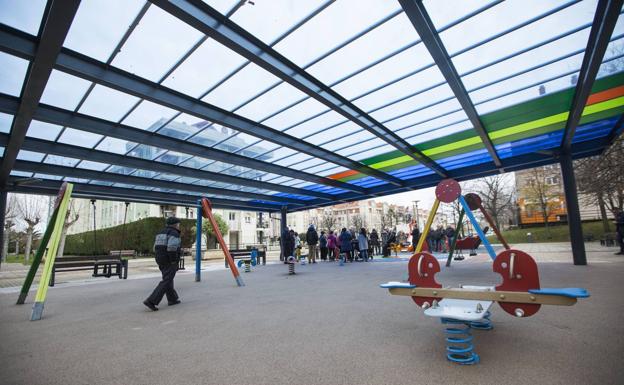 Santander renovará el suelo de seguridad de los parques infantiles de Las Llamas y La Magdalena