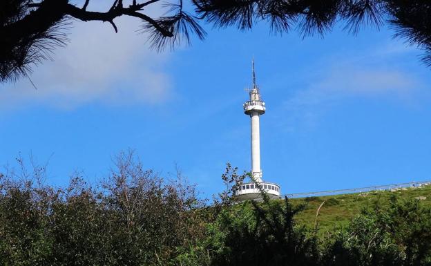 El Parque Natural de Peña Cabarga será el primer espacio incluido en la figura de «paisaje protegido»