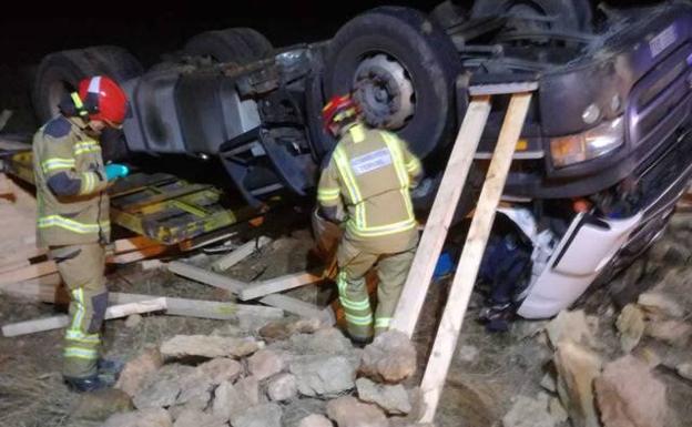 Muere un camionero de Santander en un accidente de tráfico en la provincia de Teruel
