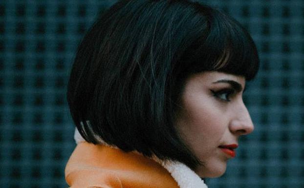 'Segunda piel', primer single en castellano de Nat Simons