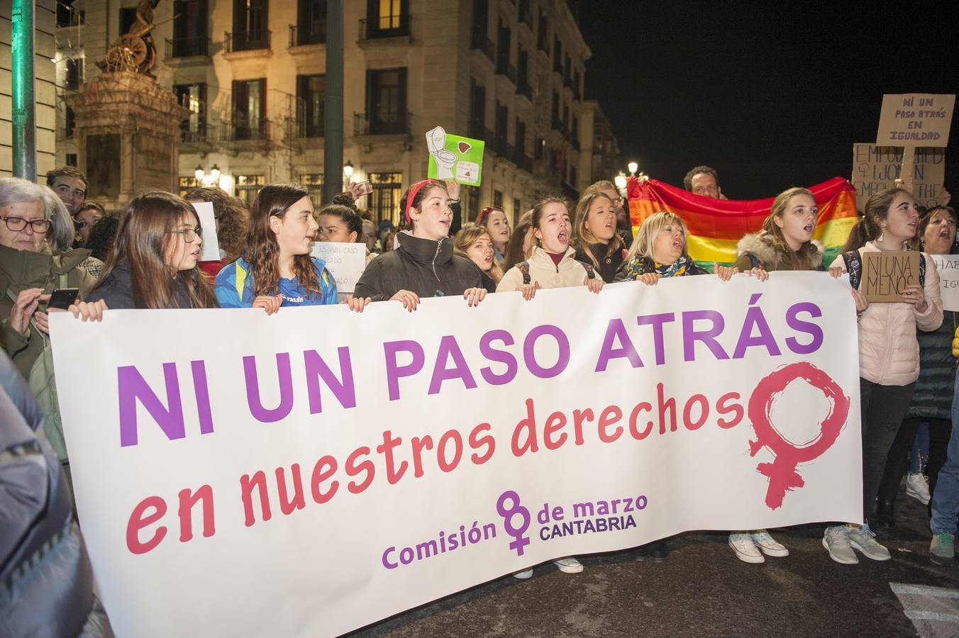 Las feministas llaman en Santander a no dar un paso atrás en los derechos de las mujeres