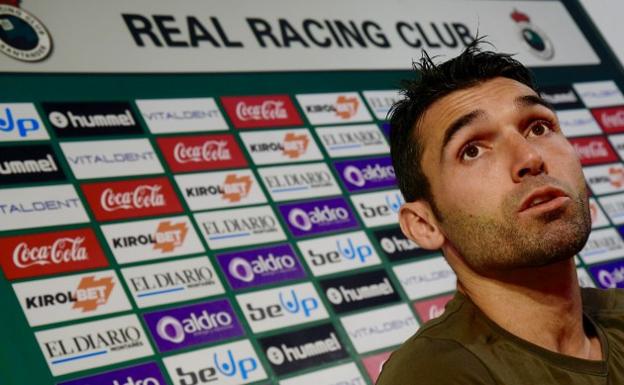 Barral: «No vengo a Segunda B, vengo al Racing, motivo suficiente para estar en Santander»