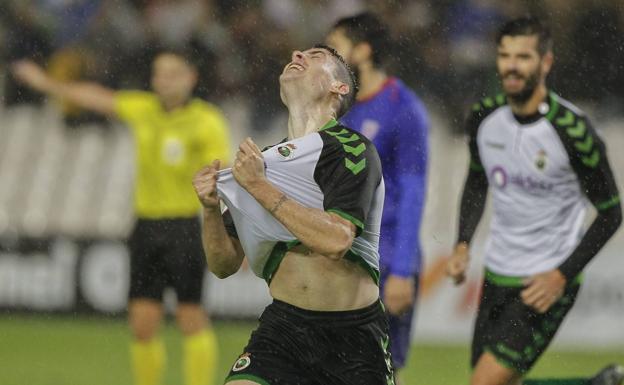 Sergio Ruiz renueva su contrato con el Racing hasta 2022