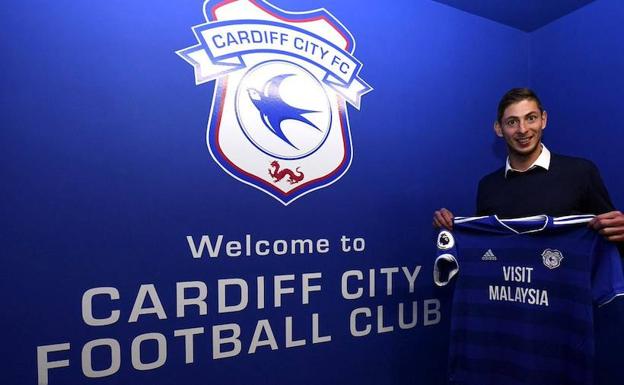 Desaparece el avión de Emiliano Sala, delantero argentino del Cardiff