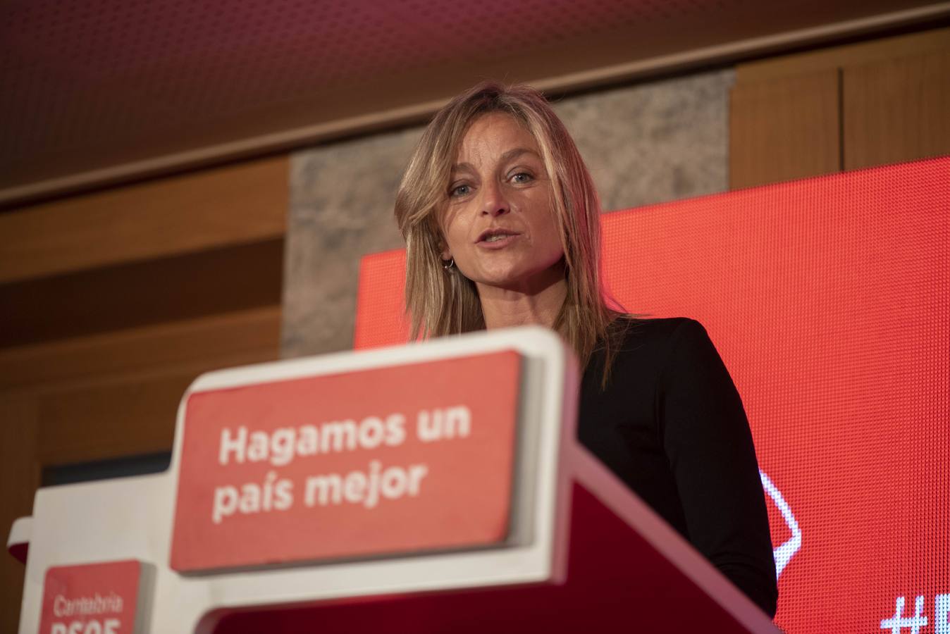 Ábalos participa en el mítin del PSOE cántabro