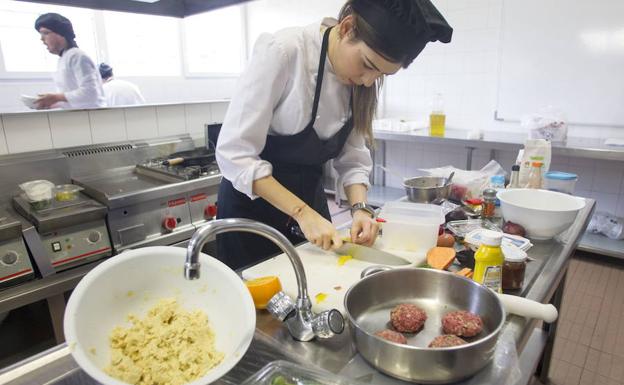 El concurso Chef & Maitre Cantabria vuelve con más fuerza que nunca