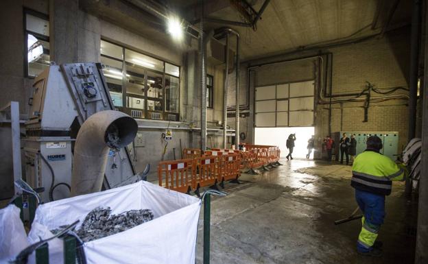 Las obras en la estación de bombeo de Las Llamas suponen la renovación de la cámara de llaves y el pozo